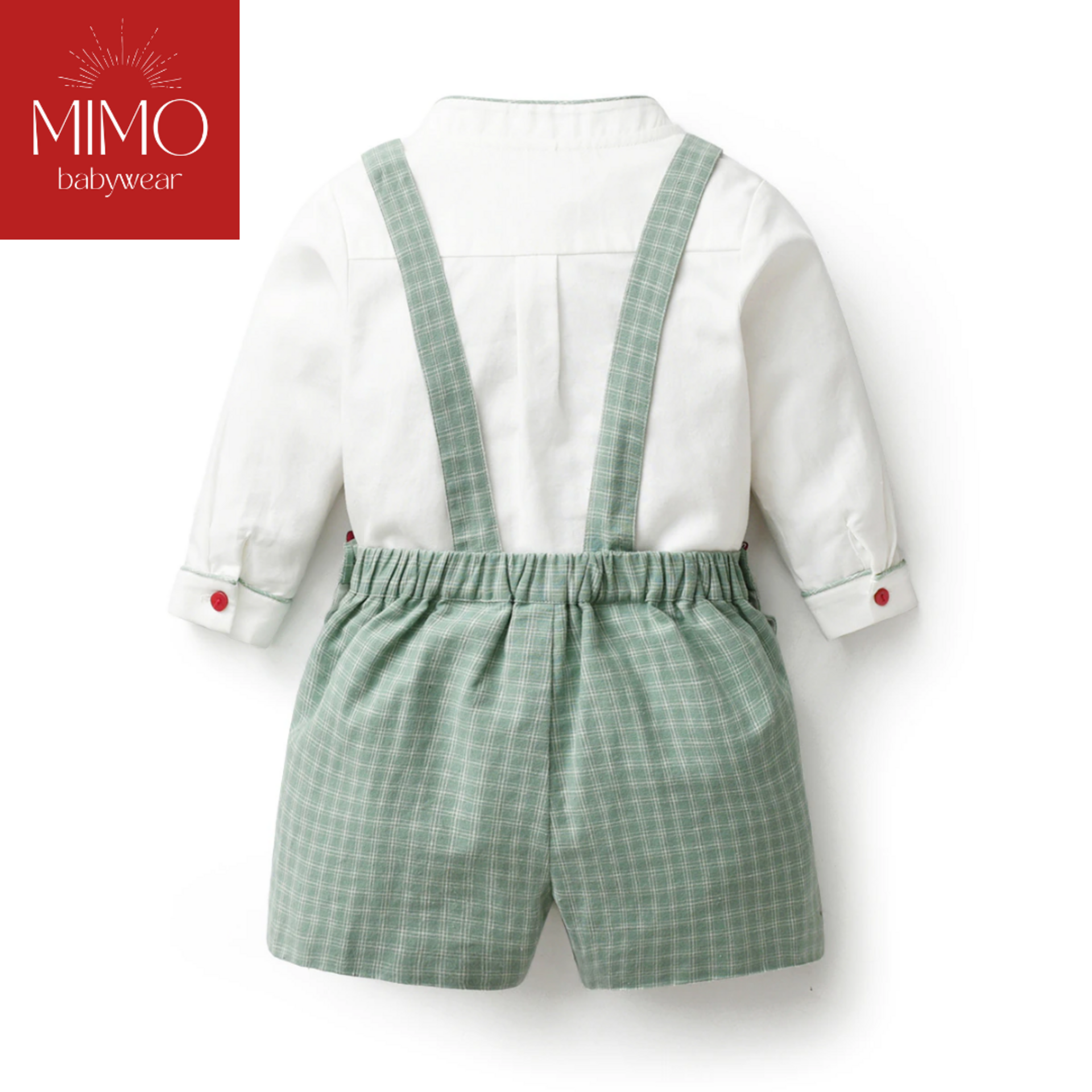 Conjunto de camisa y peto corto verde. - 2