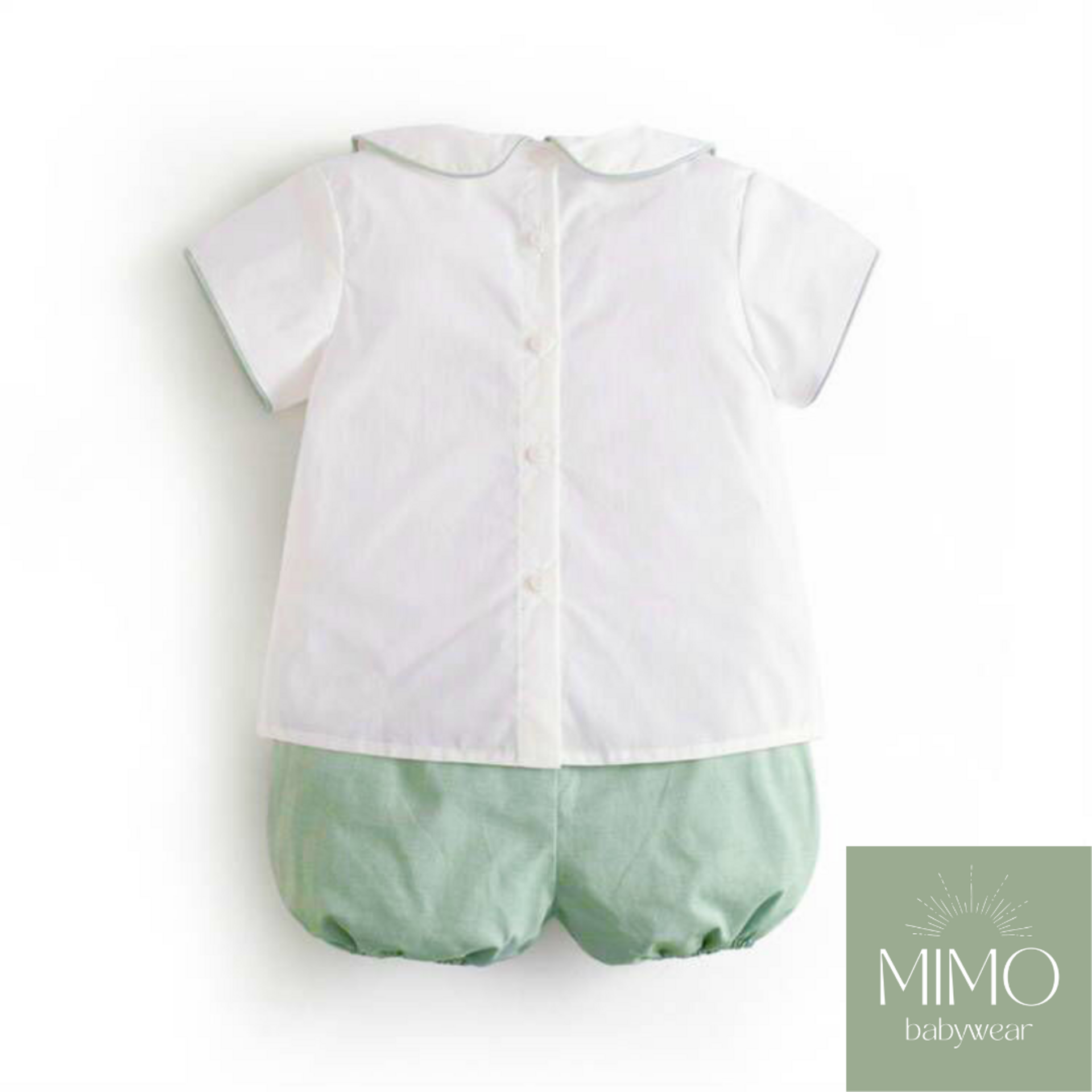Conjunto de camisa (manga corta) y pantalón corto verde. - 3